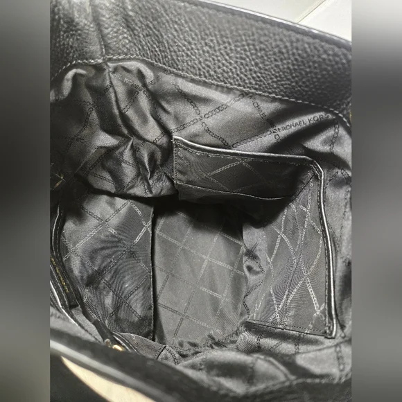 Michael Kors Black Bucket Bag with Gold Details - Picture 4 of 12